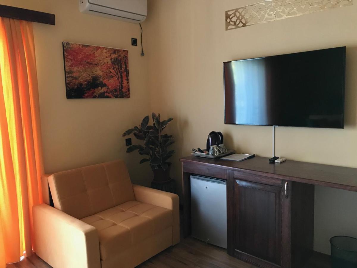 Ohio Inn & Cafe Ivanovka Ngoại thất bức ảnh